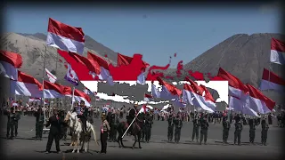 "Bangun Pemudi-Pemuda" Indonesian Patriotic Song