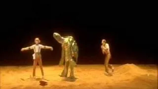 Cirque Du Soleil KÀ / THE WASH-UP ON THE SHORE