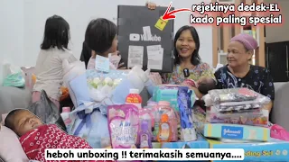 HEBOH UNBOXING !! dedek el dapat kado banyak