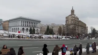 Families of Mariupol defenders hold demo at Independence Square in Kyiv, urging more action on PoWs
