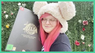 Tears of the Kingdom Collector's Edition & Merch unboxing 🌺🍡💗 | amiibo, pro controller & more