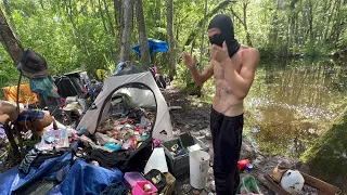 Florida Homeless Living In Gator Infested Swamp And Still Getting Police Evictions