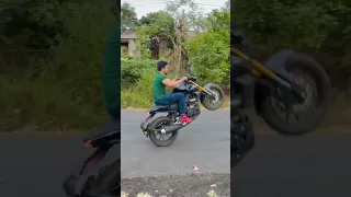 Is stunt ka kya naam hona chahiye😅?? #farazstuntrider #superbikes #bikers #hayabusa