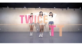 TWICE트와이스 - TT티티 Dance Cover.