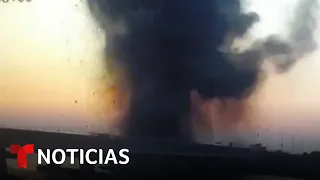 En video: Un puente en Ucrania es impactado por misiles | Noticias Telemundo