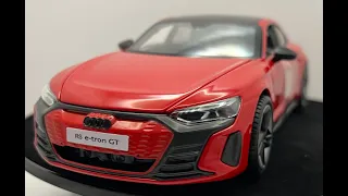 Audi RS e-tron GT 2022 in red, 1:25 scale model from Maisto, 32907R