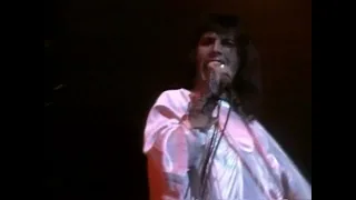 Queen - Now I'm Here (Official Queen Rocks Music Video)