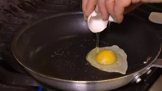 How to Tell If Your Eggs Are Safe to Eat