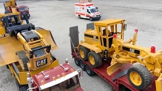 BRUDER CONSTRUCTION TRUCKs FAIL ♦ TUNNEL STUCK bruder toys AMBULANCE RESCUE TEAM!