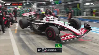 Hulkenberg drives over his own tire during pitstop 2023 Austrian Grand Prix