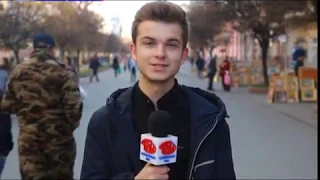 Ручка чи смартфон? Журналісти провели експеримент у День української писемності