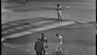 Roger Maris 1961 - 61st Home Run as Called by Red Barber, WPIX-TV, 10/1/1961