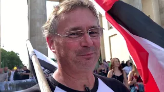 Berlin Demo am 29. August 2020 - Preussen-Fahne