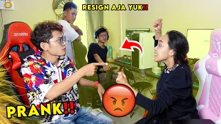 PRANK BERANTEM DEPAN EDITOR‼️ DIA LANGSUNG BERHENTI KERJA‼️🤣