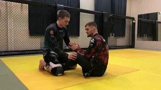 3 свипа из гарда “butterfly” с деталями NO GI ( Лев Гладких )