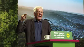 Winfried Kretschmann auf dem 44. Bundesparteitag der Grünen in Bielefeld 2019