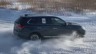 Взял последний Outlander с V6 - успейте купить в 2021! Лучший кроссовер Mitsubishi