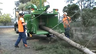 Amazing Wood Chipper Machine Working Skill, Extreme Fast Tree Shredder And Strong
