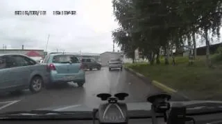 NEW car accident in Russia!Toyota Yaris crash!Ford Focus crash