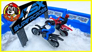 2022 SUPERCROSS TOYS RACE IN THE SNOW!