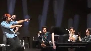 Jacksepticeye and Markiplier Dance Off