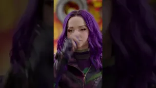 Descendants 3 - Mal has become a beautiful girl again - Dove Cameron #descendants #descendants3