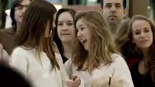 Flash Mob at Terminal 1 of Dubai Airport          Crew from FlynDubai