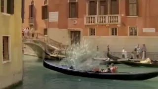 Sharks in Venice - Shark Attack