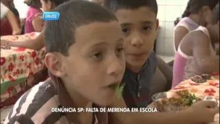 Escola de São Paulo troca comida por bolacha na merenda