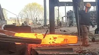 How to forge an ultra long iron rod?