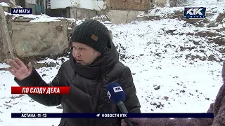 Жители района Алматы, где сошел оползень, винят в случившемся хозяев коттеджей