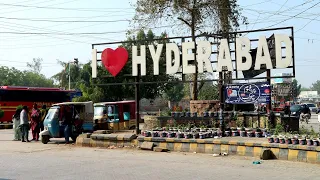 Walking in Hyderabad (Pakistan)