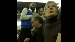 Woman kicked off flight after berating Trump supporter