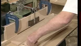 Spindle Moulder For Complete Beginners by Roy Sutton