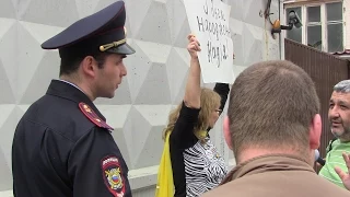 День рождения Н. Савченко - задержания возле Матросской тишины.