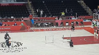 basketball robot can't miss at half-time