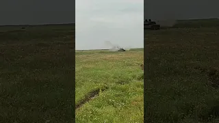 Залп 2С1 "Гвоздика"/shooting self-propelled artillery