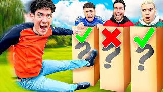 NO EMPUJES LA CAJA INCORRECTA CON AMIGOS DENTRO !! | TheDonato