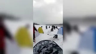Катер на воздушной подушке обломал всю рыбалку рыбакам
