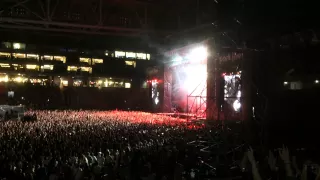 MUSE - Time is Running Out ( Park Live Moscow 2015 )