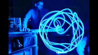 Light writing with the chaotic double pendulum