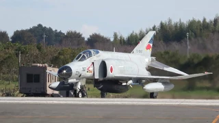 【４K】 超低空離陸＆急上昇 第３０２飛行隊 F 4ファントム Takeoff&Landing 百里基地 nrthhh