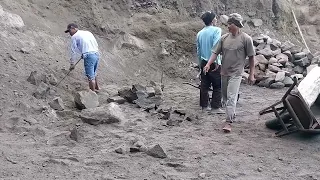THE SPLIT STONE WAS TRANPORTED BY TRUCK UNTIL IT WAS FINISHED