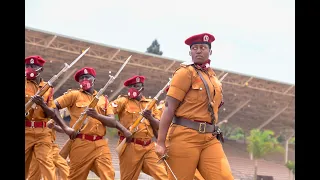 Museveni inspects Uganda Prisons' Parade-the Smartest in Africa, exceptional matching skills #Uganda