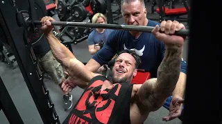 CHEST TRAINING with Jamie The Giant