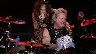 Aerosmith - Livin' On The Edge, Live 2011 (FULL HD)