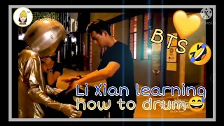 Go Go Squid1 BTS: Li Xian learning how to drum, w/ back up drummer Yang Zi! #GoGoSquidSeason1 #BTS