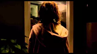 Mama (2013) Jump Scare - "Don't Look At Her"