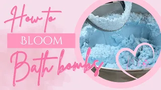 How to get beautiful bath bomb colours. Blooming bath bomb mixture is key to amazing results