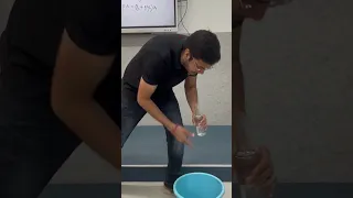 Sir Ki Power💪 Ya Power Of Pressure💨! #shorts #physics #science #scienceexperiment #experiment #fun